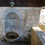 La fontaine de la chapelle de Posat